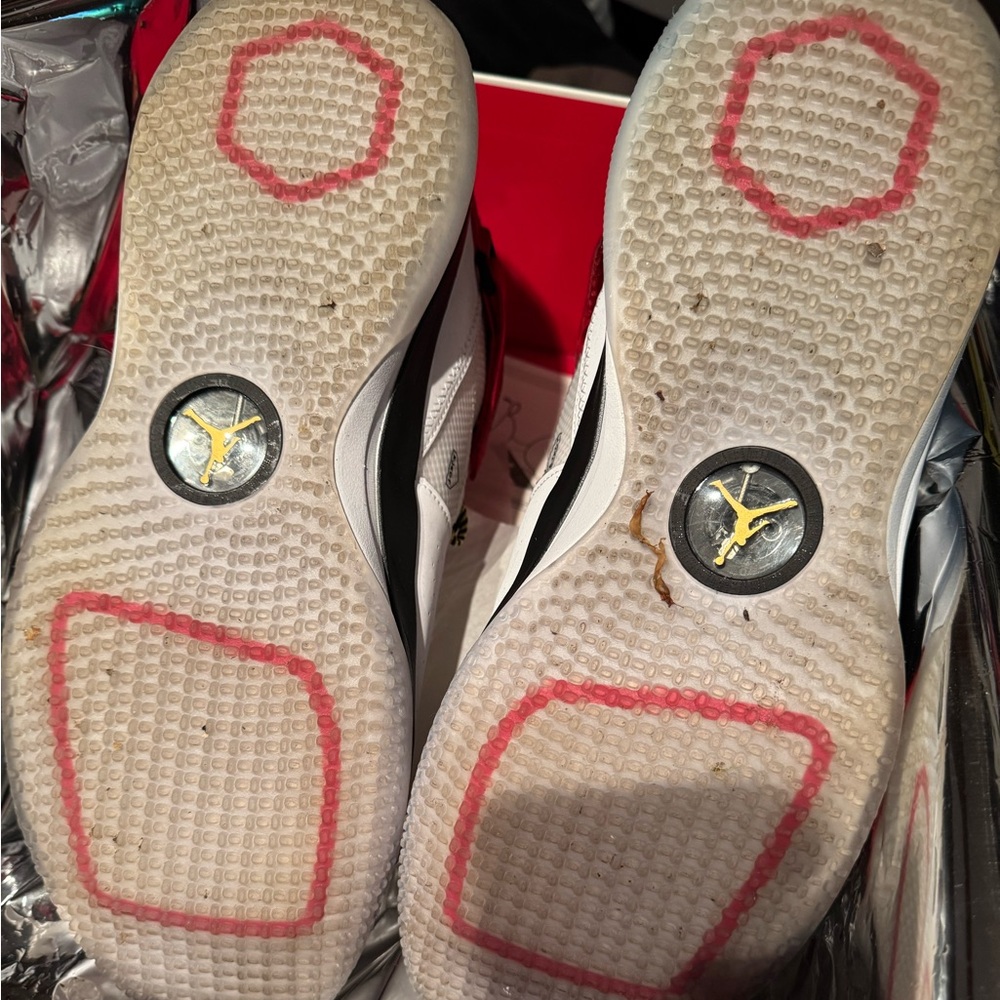 Air Jordan 33